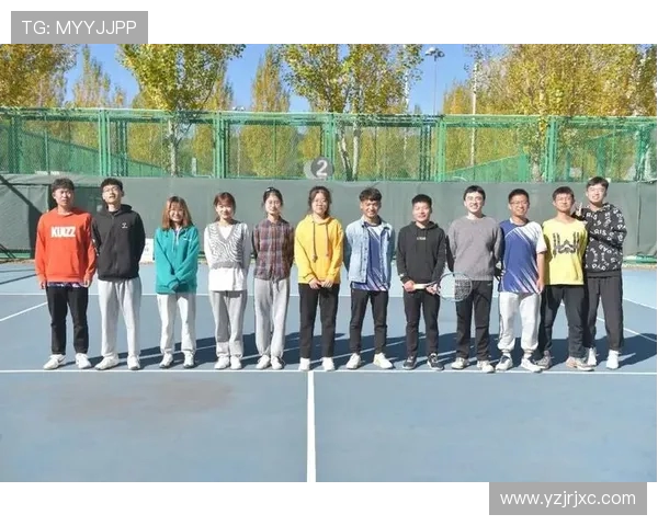 赛后分析：广州网球队与北京网球队的团队协作与战术对比探讨