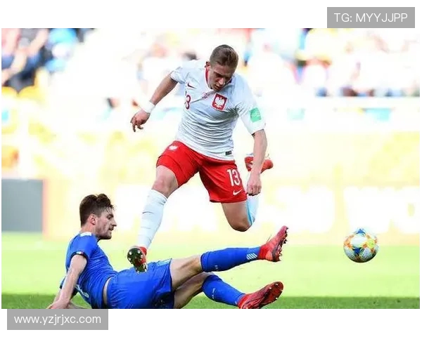 波兰与捷克热身赛精彩对决展现足球魅力与团队精神